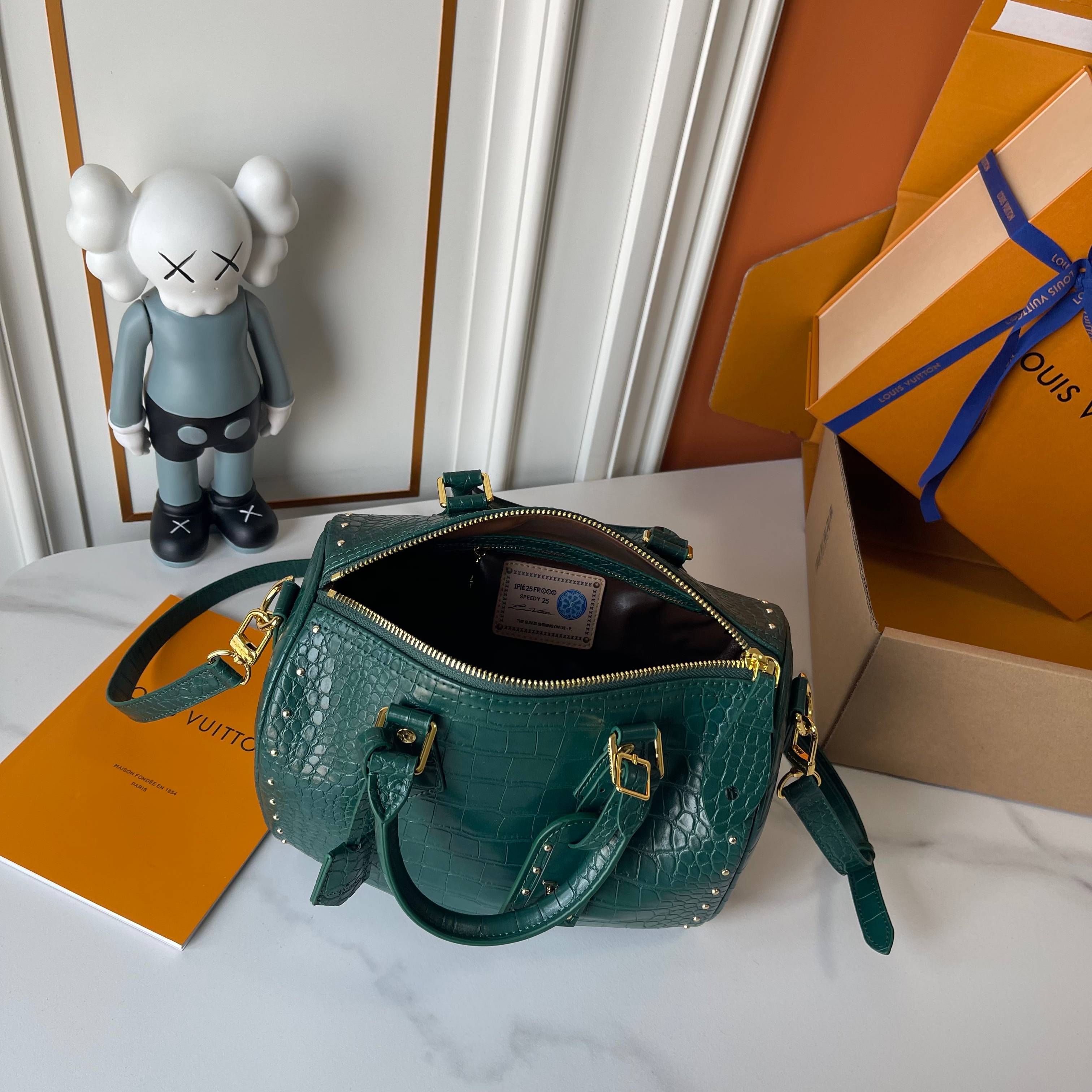 スーパーコピーバッグ国内発送対応N品安全必ず届く信用できるサイト